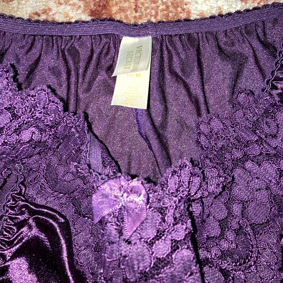 Vintage Purple Satin Lace Panty - Picture 4 of 4